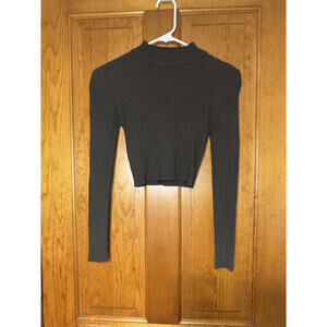 Pull&Bear Women's Ribbed Long Sleeve Crop Top